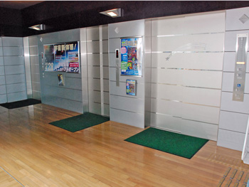 展望ロビー エレベータ入口