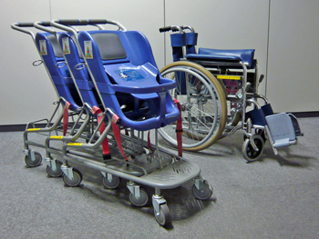 22階 貸出用車椅子・ベビーカー